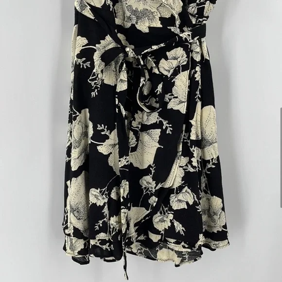 Free People floral boho Wrap Dress - Picture 5 of 9